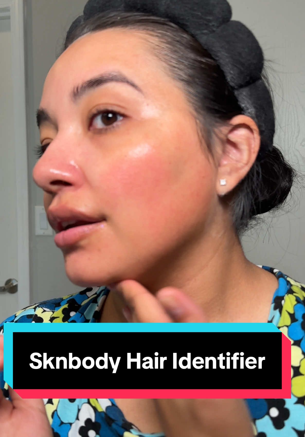 Let’s do airplane using this hair identifier that I got on TikTok. Honestly, I had been seeing this float around and I’ve been wanting to try it so I ended up getting it and I absolutely love it. I don’t think I was derma planning correctly up until this point because I literally shaved my face a week ago and this is a result of what it looks like lol Sasquatch much? I’m glad I got this because having glass starts with having a smooth base. ##glassskin##SelfCare##skincare##sknbodyhairidentifierspray##foryou##fyp##foryoupage
