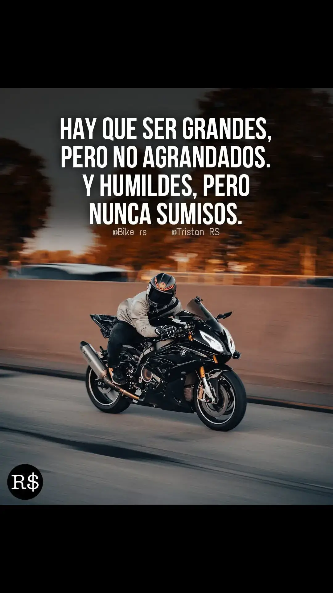 #pasionporlasmotos🏍️😍bikers🤩🙂 #bikers #biker #luzber 