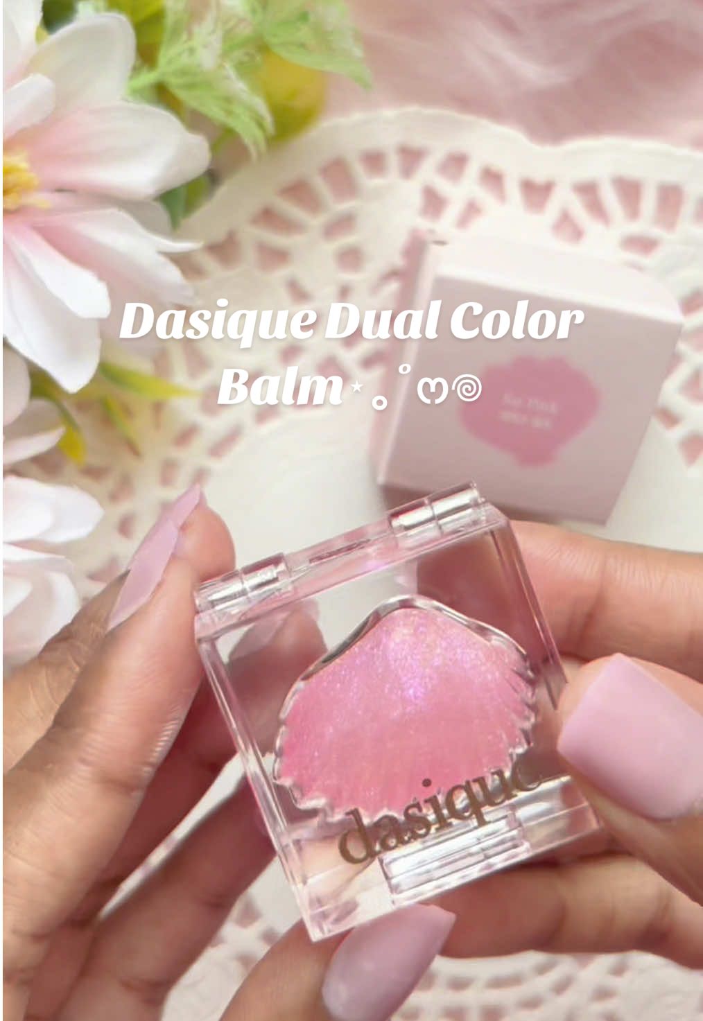 Dasique Dual Color Balm⋆｡˚ ෆ𖦹 Color ice pink  @Dasique Global @dasique  #dasique #kbeauty #lipgloss #fyp #blackgirlmakeup #lipbalm #cutemakeup #tintedlipbalm #koreanmakeup #glitterlips  