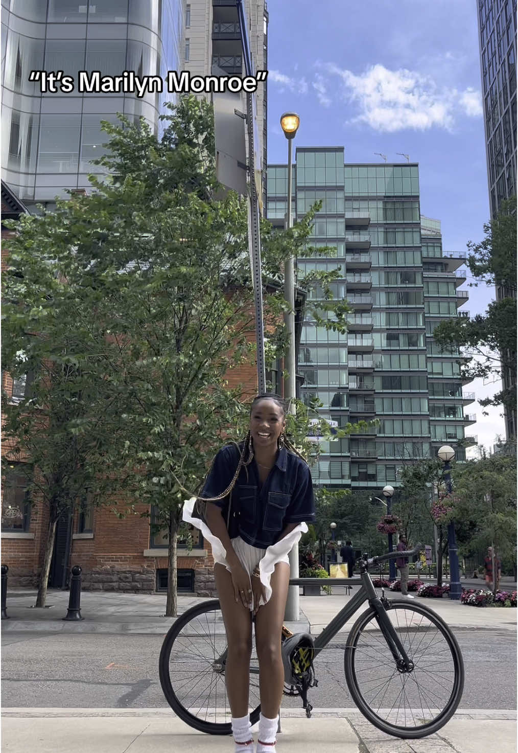 Sometimes Toronto isn’t that bad 🫶🏾 #wardrobemalfunction #relatable #fashion #tiktokpartner 