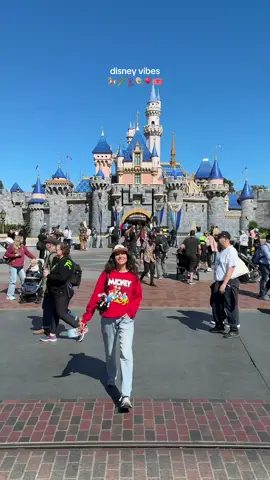@Disneyland California ❤️✨  #disneylandpark #disneylandcalifornia #CapCut 