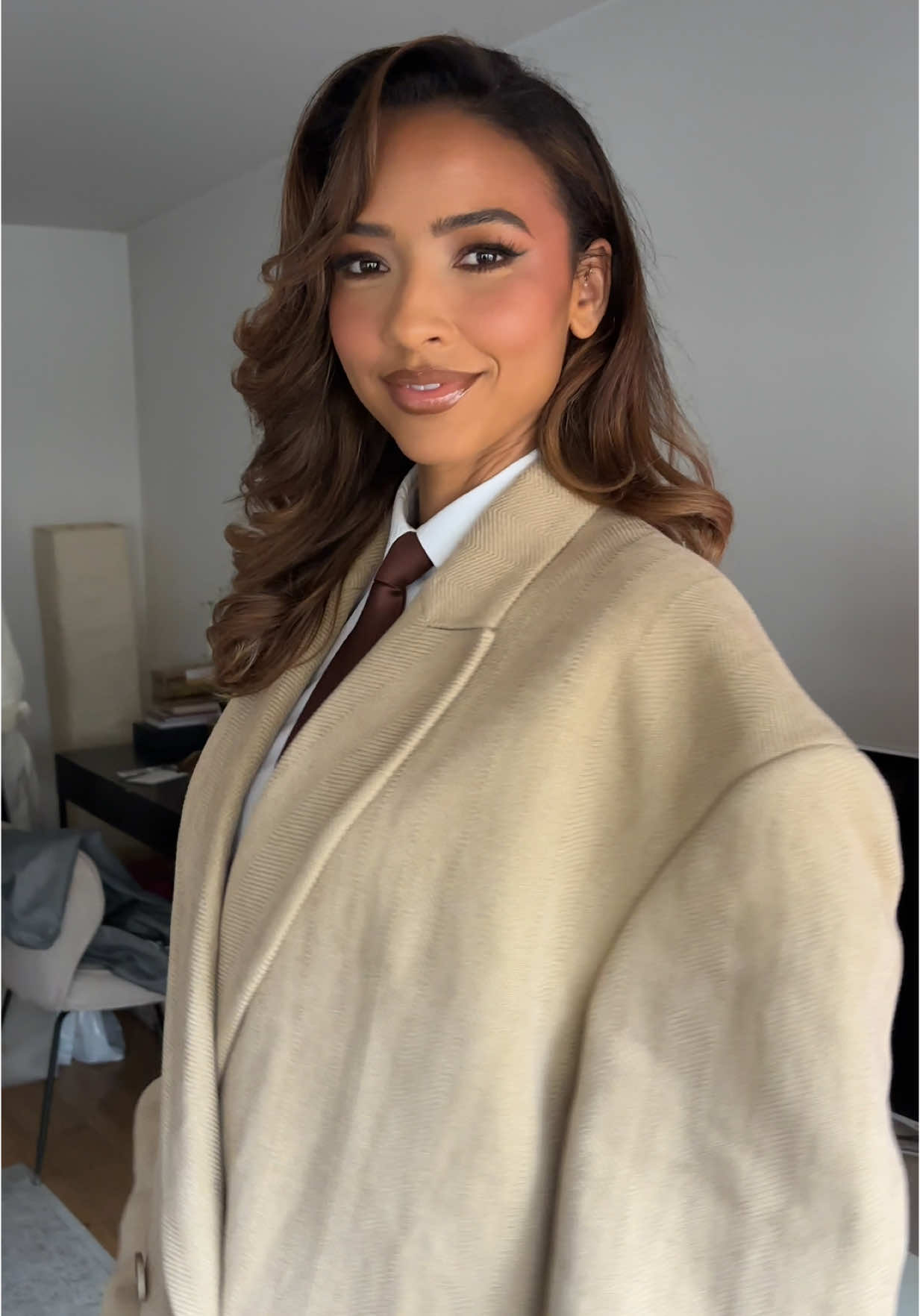 Last day of #pfw ❣️  Le make up de @Ju ✌🏾 🤌🏽🤌🏽🤌🏽