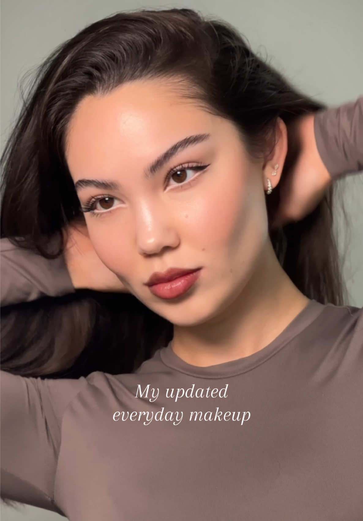 My favorite makeup look yet! Come back for pt. 2 for the eye look tutorial😌 #everydaymakeup #glowyskin #makeuptutorial #naturalmakeup #cleangirl 