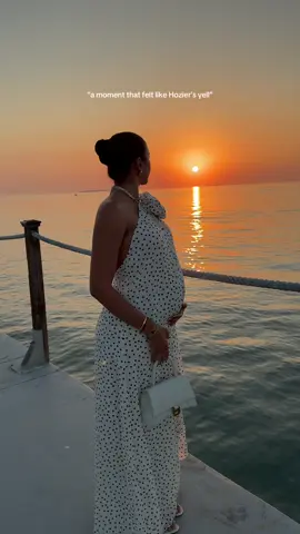 Chasing sunsets with my favorite people! 🫶🏽  #husbandandwife #babymoon #34weekspregnant #sunsets #marriedlife #firsttimemom #bumpdate #pregnancy