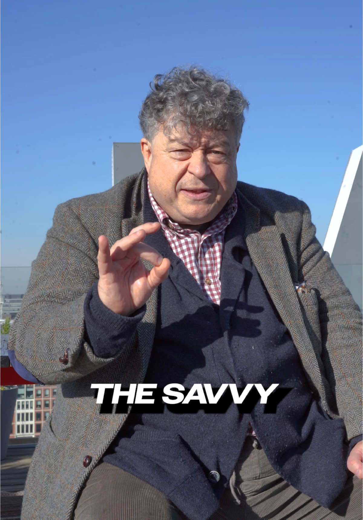 Let’s revolutionise the ‘train app’ - feed me your ideas 🚞🚂🚄#fyp #foryou #trending #rorysutherland #podcasts #rorysutherlandclips #ogilvy #borderlesscreativity 