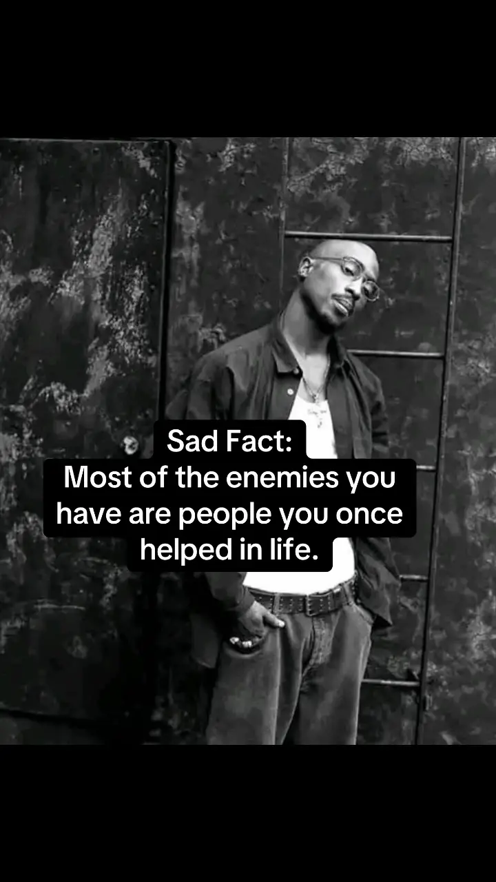 #2pac #tupaclegacy #justicforpac #motivation #inspiration #influencer #warzone #alleyesonme #worldmusic #king #rap #hiphop #fan #fyp #views 