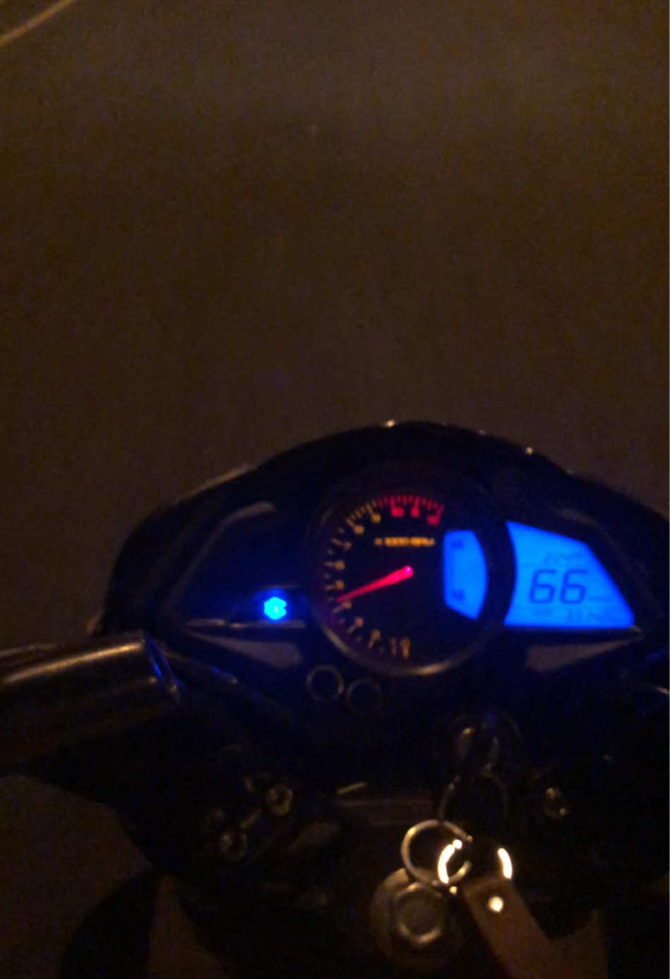 145 KMH + Ns200 🔥 #foryou #foryoupage #viral #viralvideo #trending #ns200 #pulsar200ns #speedup #bajaj #pulsar #ns200lover #srilanka #pulsarns200 #tikokindia #tiktok #nightrace #colombo #nostalgia #tre #speedtest 