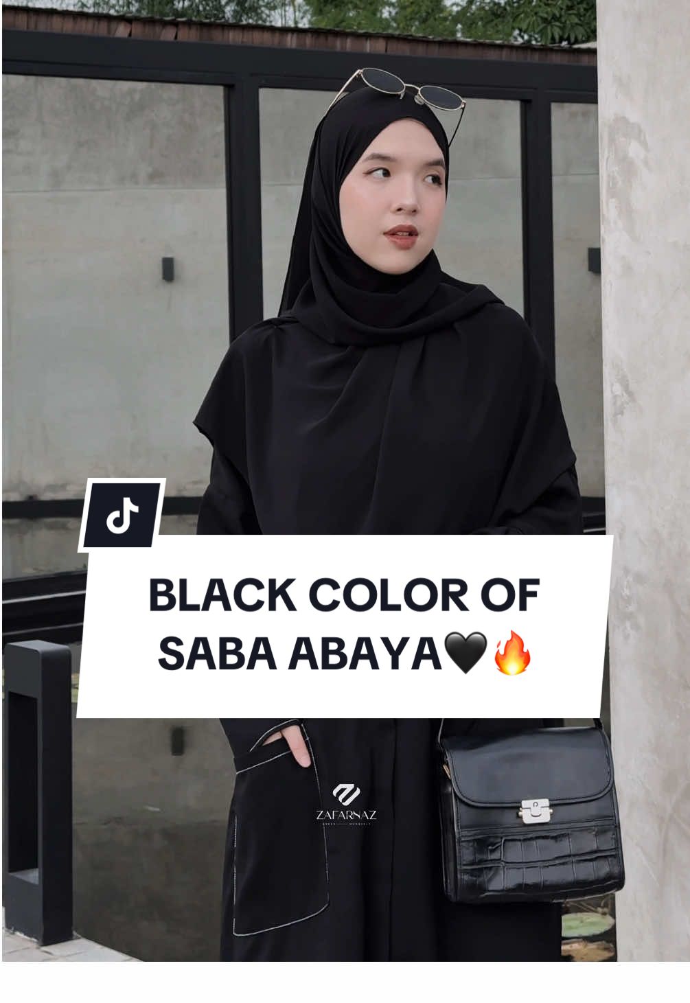 Abaya elegant dan simple cocok banget buat kalian jadiin Outfit Bukber🥰✨ #ramadanekstraseru #ramadhan2025 #ootdbukber #trendbukber #abayabukber #outfitbukber #bajulebaran #blackoutfit #outfitideas 