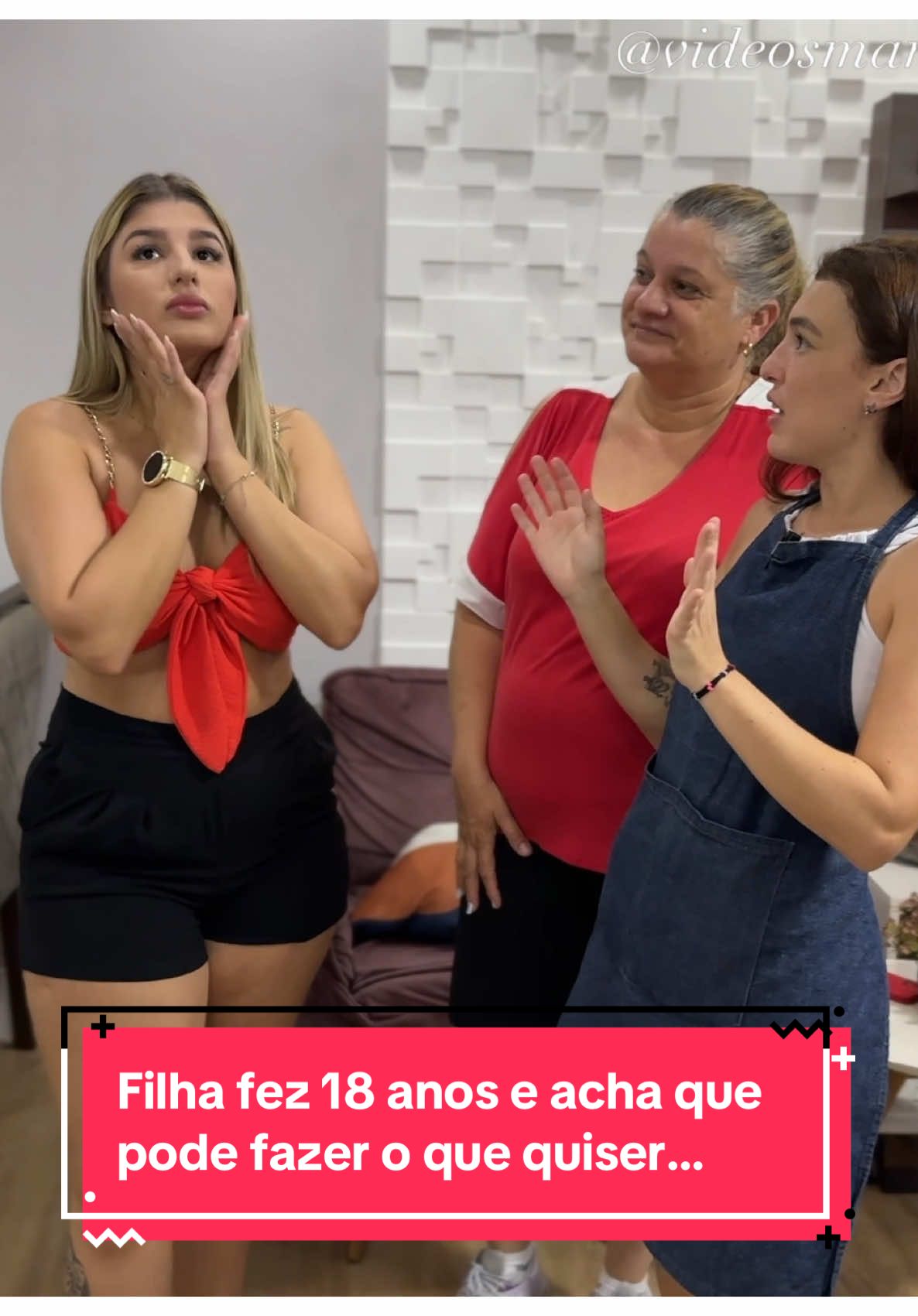 Filha fez 18 anos e acha que pode fazer o que quiser mas sua mãe vai dar uma lição...