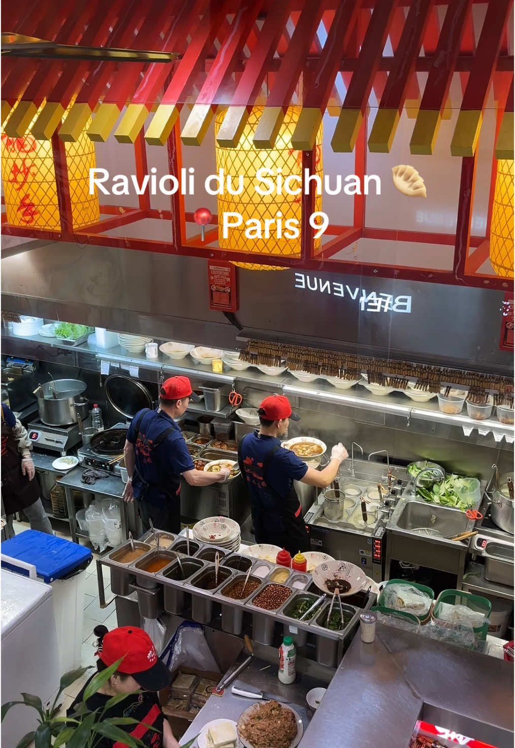 Ravioli du Sichuan, beaucoup de raviolis et des soupes de nouilles 🥟🍜 📍50 rue de Provence, Paris 9 💸 9~13€ / personne  #restaurant #paris #food #foodguide #fyp #parisrestaurant #restaurantparis #ravioli #sichuan #nouilles #parisfood #parisfoodguide #parisfoodie 