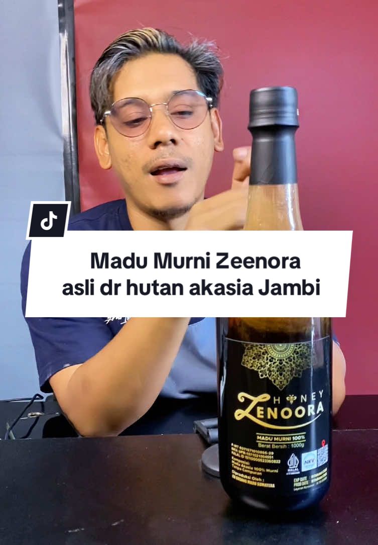 Membalas @Mas Riki madu murni ZEENORA yang cocok banget buat kamu yang cari untuk kesehatan kamu dan kamu cari yang besar yang unik asli daripada hutan Akasia di daerah Jambi kamu cocok beli di sini harganya murah aja ada pilihan 1 kg ataupun yang dua botol 2 kg yang  . #madu #maduzenoora #maduasli #maduhitam #maduakasia #madulebah #madumurah #maduviral #madumurni #paydaysales #promoguncang33 #megaguncang33 #wibgajian #gebyarbelanjamaret #ramadanextraseru 