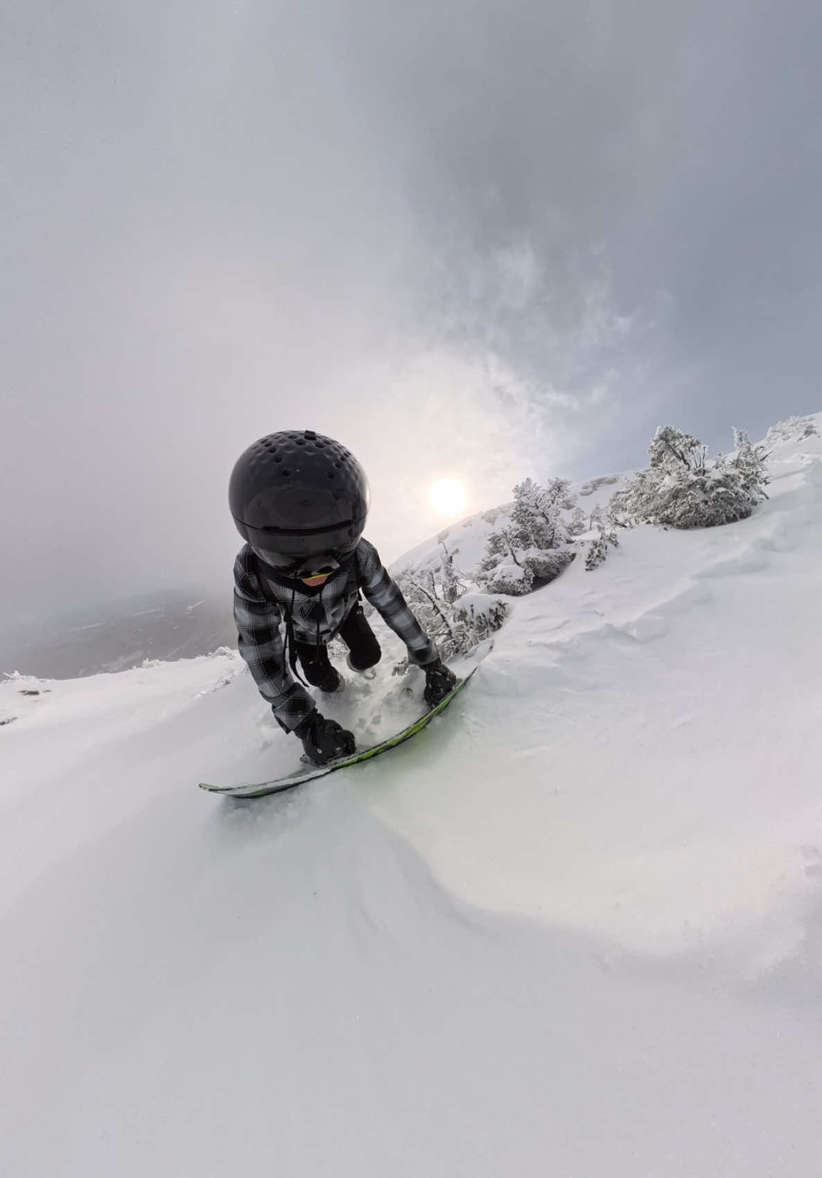 Did someone say hike? #snowboard #snowboarding #tiktok #tik #mtmansfield #stowe #VT #board #snow #avalanche #backcountry #country #mountain #scared #sendit #send #snowboardtiktok #snowlover #hike #dead @Stowe Mountain Resort 