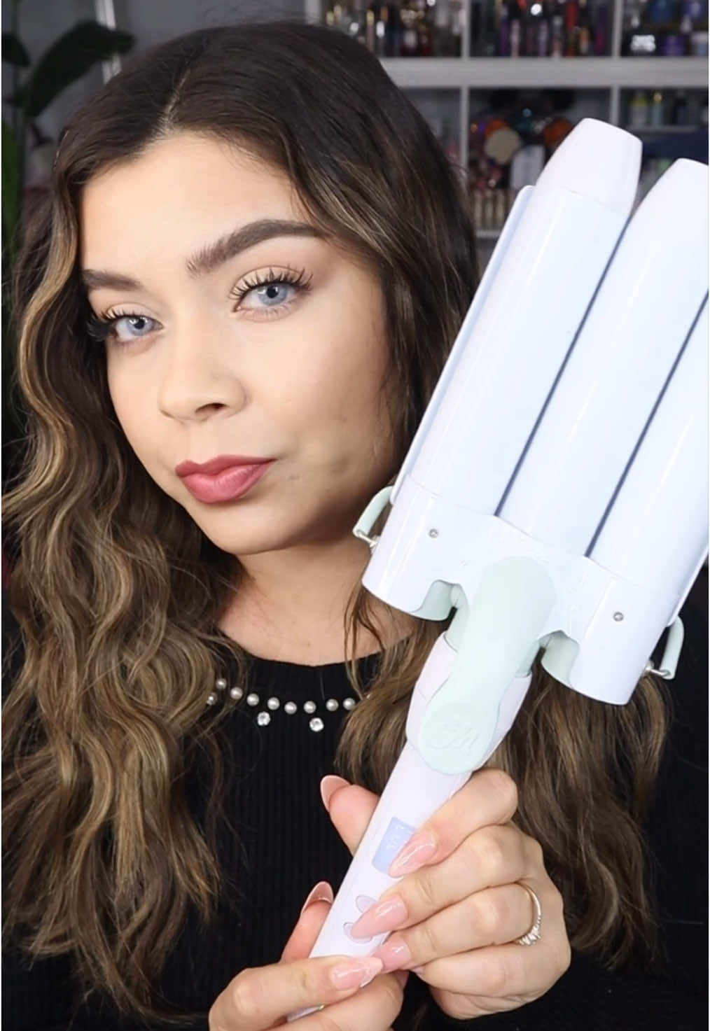 Mermaid 🧜🏼‍♀️ hair tutorial!  Hair tool @Mane by Jen Atkin jumbo Waver  Hair oil @Olaplex  #creatorsearchinsights #tiktokmademebuyit #hairwaver #maneskin #olaplex #hairstyle #hairtutorial #hairwaver #tiktokcreator 