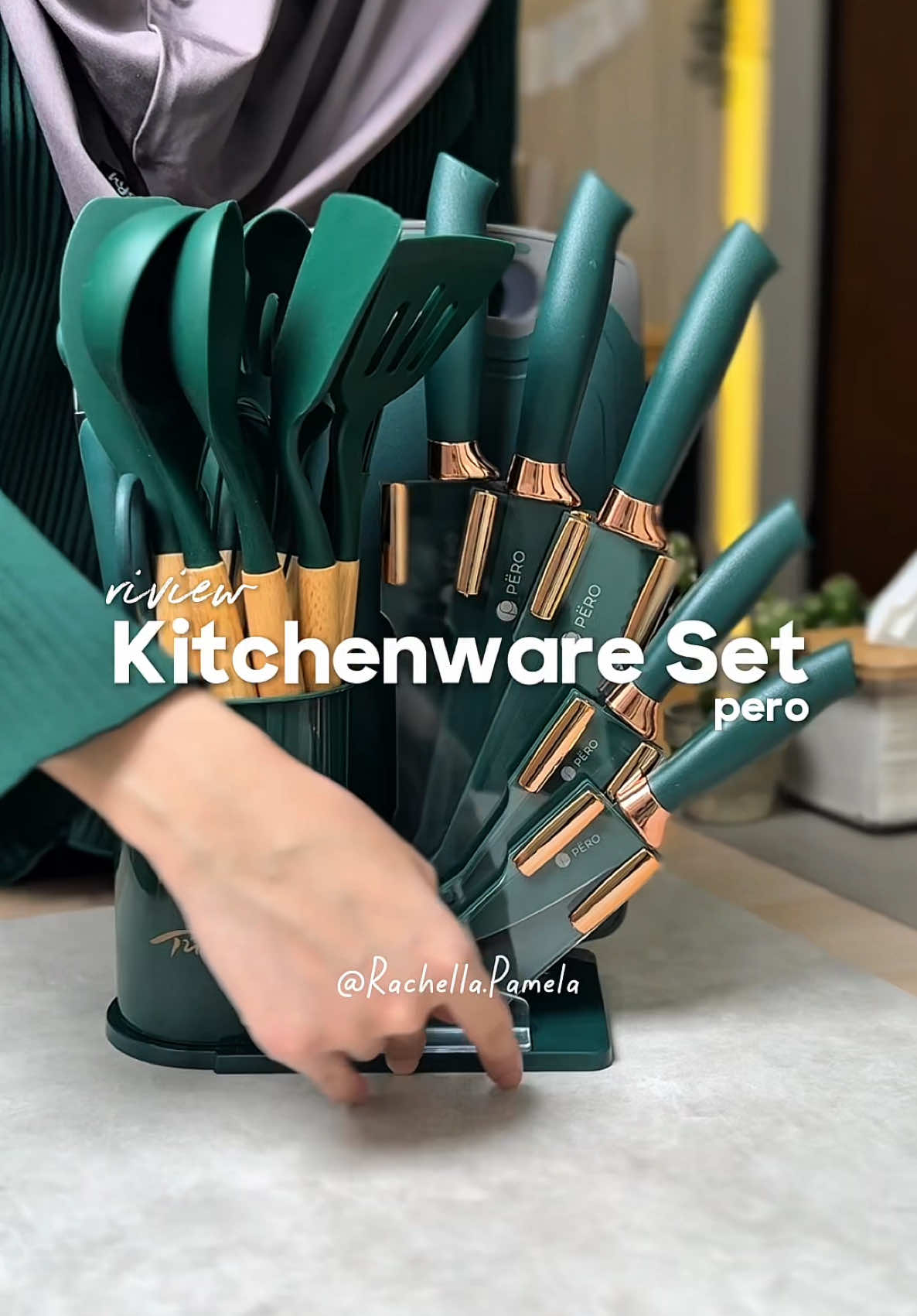 Udah coba blum moms? @Pero Indonesia Ofc #kitchenware #pisau #pisaudapur #pisauset #fyp #CapCut #review  #reviewibun 