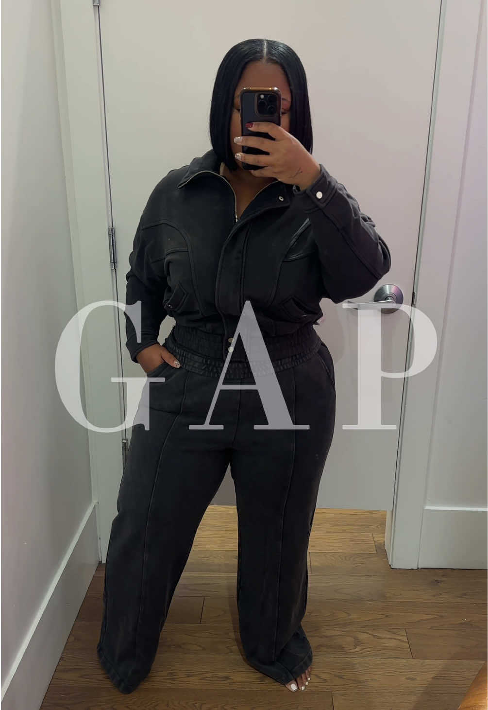 Y’all, this GAP sweatsuit was an instant YES 😩🔥 Literally a must-have!! Run to the LINK IN BIO and grab yours now, or comment “Need” and I got you! 😍 @gap  #GAPStyle #gaphaul #gap  #tryonhaul #springfashion #plussizefashion #curvyfashion #plussizeedition #fypシ #plussizetiktok #traveloutfit #fyp 