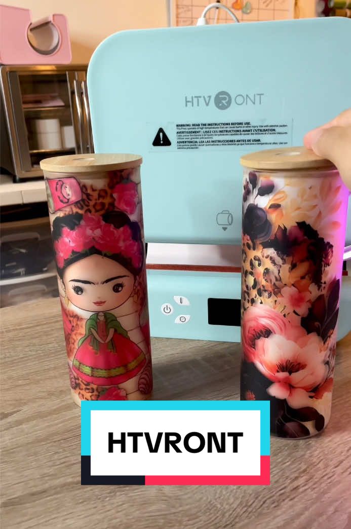 Me encanta personalizar mis termos en la Auto Tumbler Heat Press de @HTVRONT @teresa@htvront  #htvront #autotumblerheatpress #emprendimientos #personalizados #custommade 