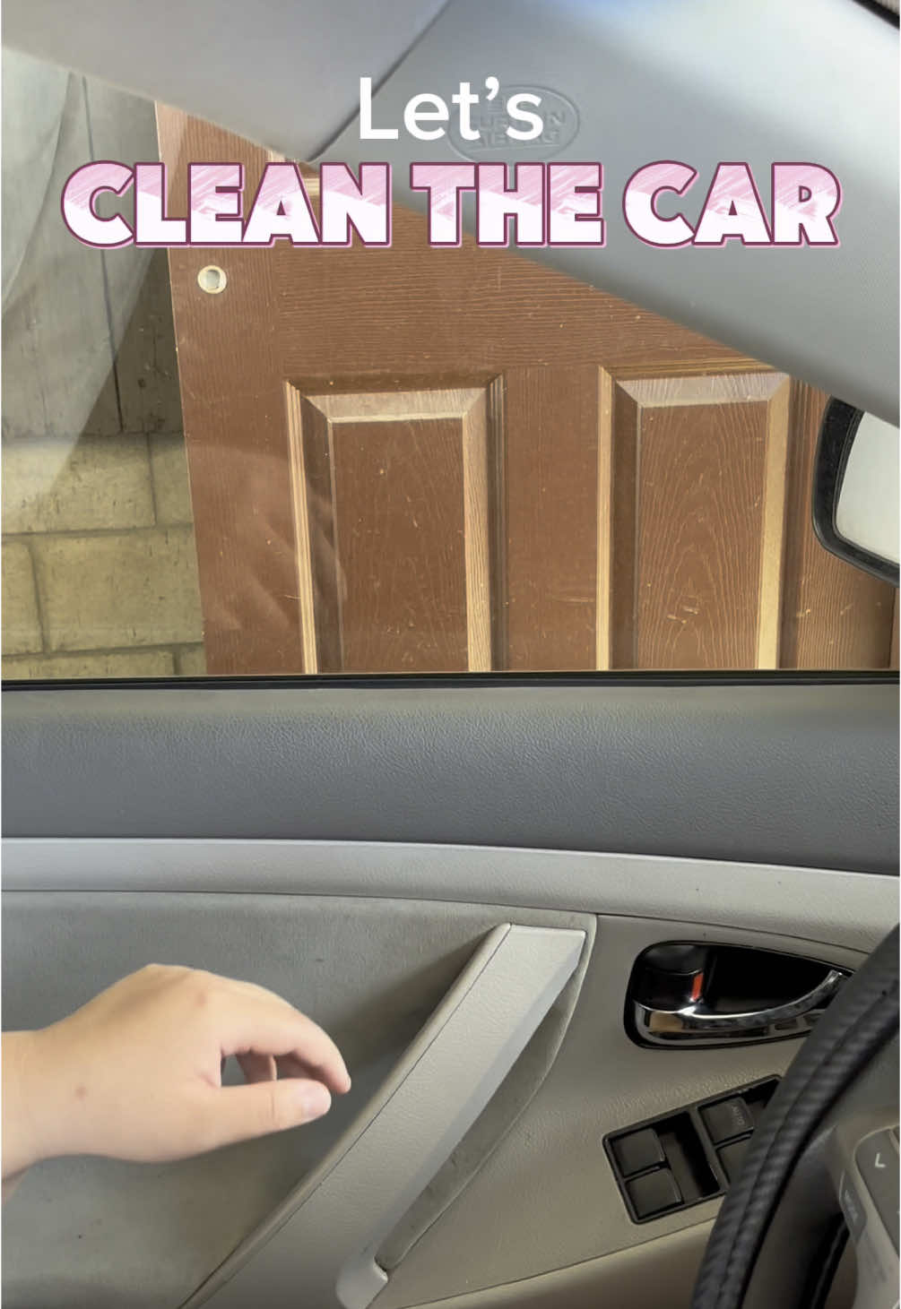 Only interior today🧽🫧 #sahm #parentsoftiktok #mommy #carsoftiktok #carcleaning #oahu #fyp #fulltimemom #viral #hawaii #famous #getmeto10k💕 #creatorsearchinsights #influencer #MomsofTikTok #babiesoftiktok #sahmsoftiktok 