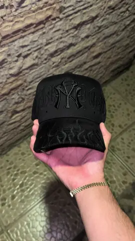 🔥31Hats NY Flames🔥                            Entregas personales en CDMX🚚🇲🇽 No te quedes sin la tuya🧢🫡 #foryouu #page #caps #31hats #thirtyOne #hats #gorrasoriginales #NY #flames 