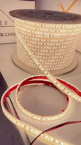 20 mét led màu vàng ấm có sẵn nguồn và keo dán phía sau #denled #leddecor #denledngoaitroi #denledsieusang #dentrangtri #xuhuong 