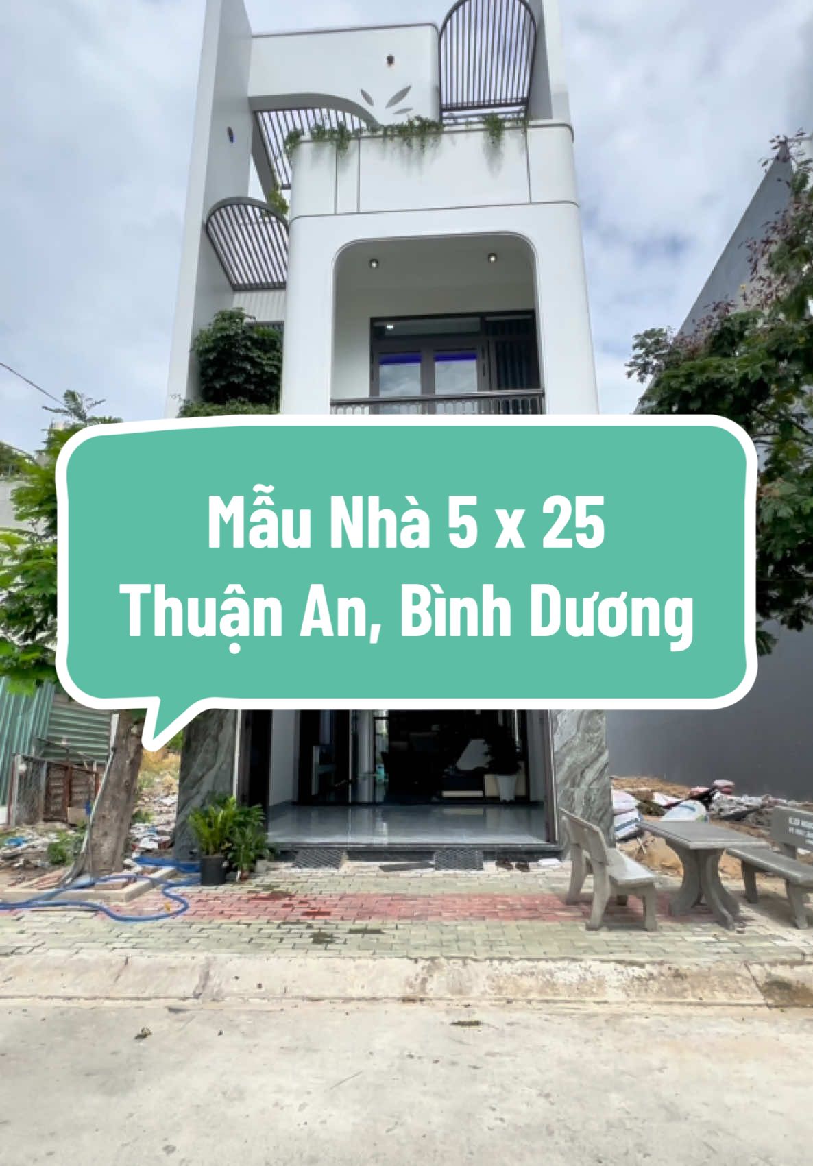 Nhà Hiện Đại Tặng Full Nội Thất #nhaphobinhduong #nhabinhduong #nhadep #reviewnhaphobinhduong #thietkenhadep #nhadepbinhduong #binhduong_61 #batdongsanbinhduong 