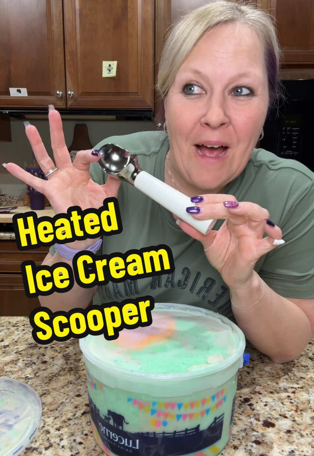 USB rechargeable heated ice cream scooper! #TTSDelightNow #giftguides #tiktokshopcreatorpicks #launchpadleaderboard #SpringTok #TikTokShopSpringGlowUp #TTSHome 