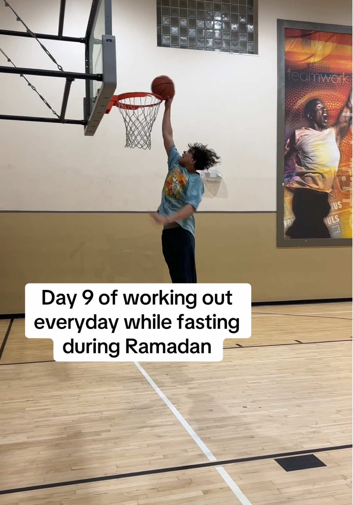 Day 9 of working out everyday while fasting during Ramadan #GymTok #gymmotivation #gymvlog #dailyvlog 