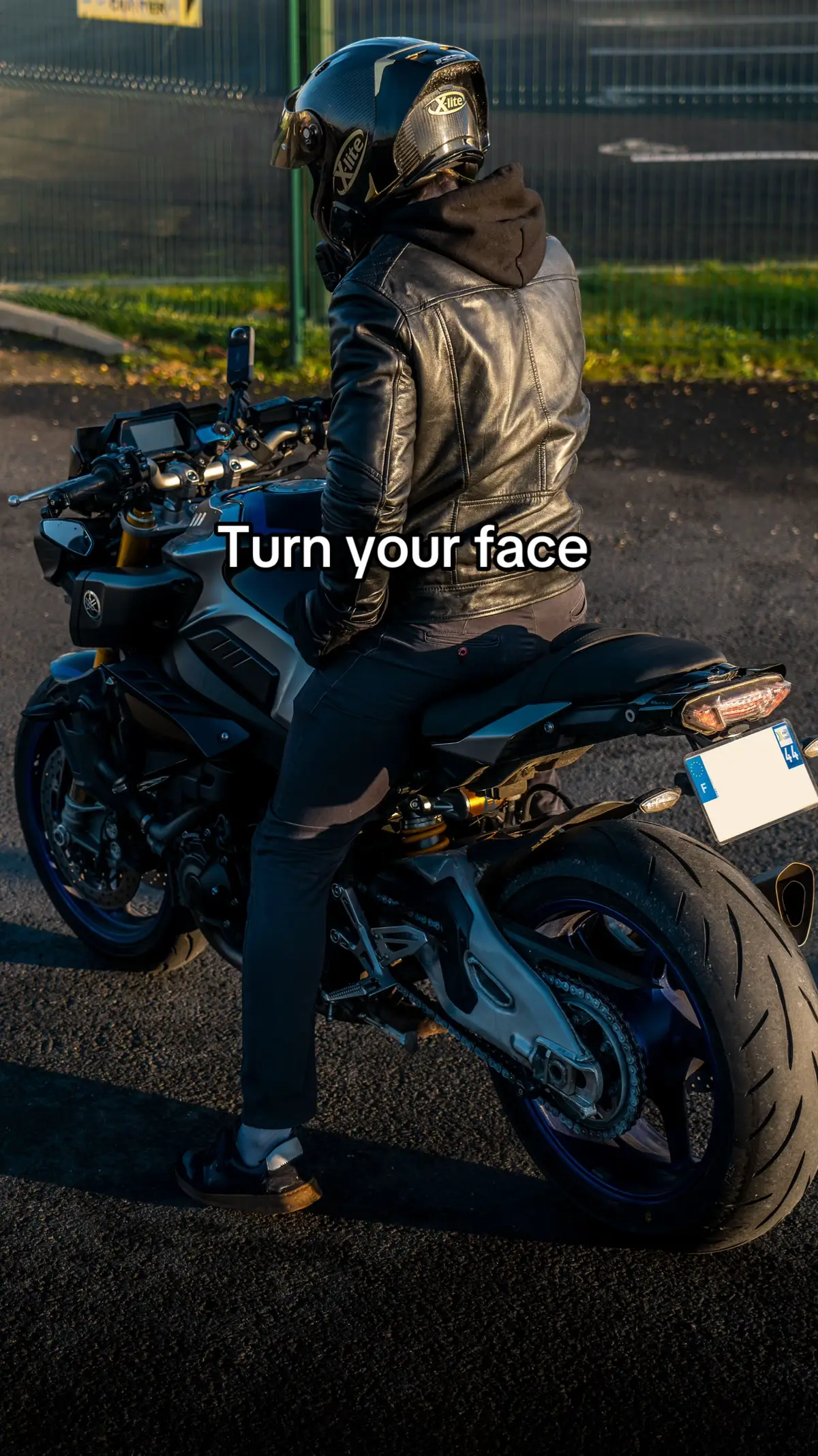 #moto #yeuxbleu #blueeyes #bike #mt10 