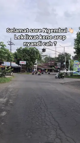 Ngabuburit nyandi dino iki cah ? #jelajahblitar lagi jalan jalan nyang Jugo liwat Ngembul. #infoblitar #blitar #kabupatenblitar #ngembul 