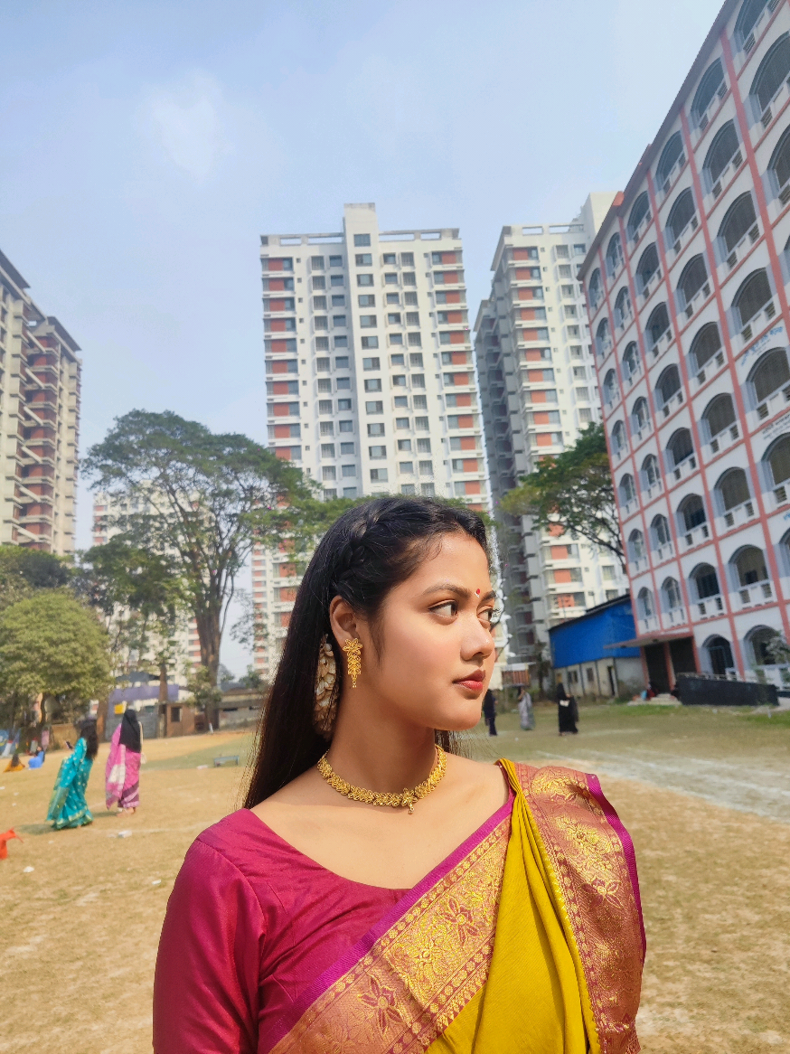 Another favourite look!💕 . . #friends #foryoupage #unfrezzmyaccount #fyppppppppppppppppppppppp #trending #viral #foryou #CapCu #danceprogram #historicaldays 
