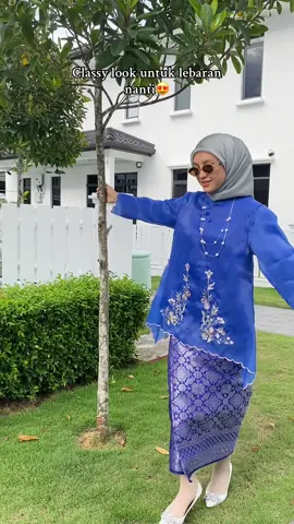 Royal blue color terus nampak woww😍 #leculebaran #bajuraya #raya2025 