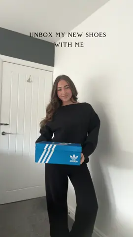 - Adidas Samba XLG Black Caron Carbon @adidas #samba #sambaxlg #fyp #creatorsearchinsights #unboxingvideo 