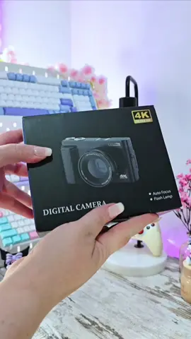 Thank you Sonida Official for sending me this great digital camera.  It's lightweight and easy for travel with 4K 48MP Autofocus and 32G Memory Card 16X Digital Zoom and 3.0 inch 180° Flip Screen to use for Vlogging and Content.  Also comes with a lens cap, two batteries, hand strap, lens cloth, USB C Cable, battery charging doc, and carry bag.   Other Features Include: * UHD 4K & 48MP * Autofocus Function * Anti-shake feature * Face beauty feature * Webcam and Video Function for Vlogging, Streaming, Content, and General Video usage.  * Built in Flash, however, not only does it come with the built-in flash, but it also has an external flash interface for those who prefer additional lighting options.  * Affordable  #gifted #unboxing #unbox #review #techreview #gamer #contentcreator #digital #digitalvideo #digitalcam #vlogger #vlogging #webcam #videocamera #unboxingvideo 