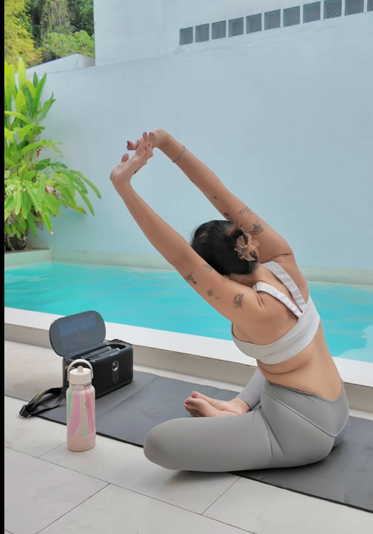 From karaoke nights to yoga mornings, Ikarao adapts to your lifestyle.  Stream your favorite yoga classes on Ikarao's built-in tablet. Crystal-clear display and immersive sound for the ultimate wellness experience. 🤍 #IkaraoPH #Yogabythepool #Yogaposes 