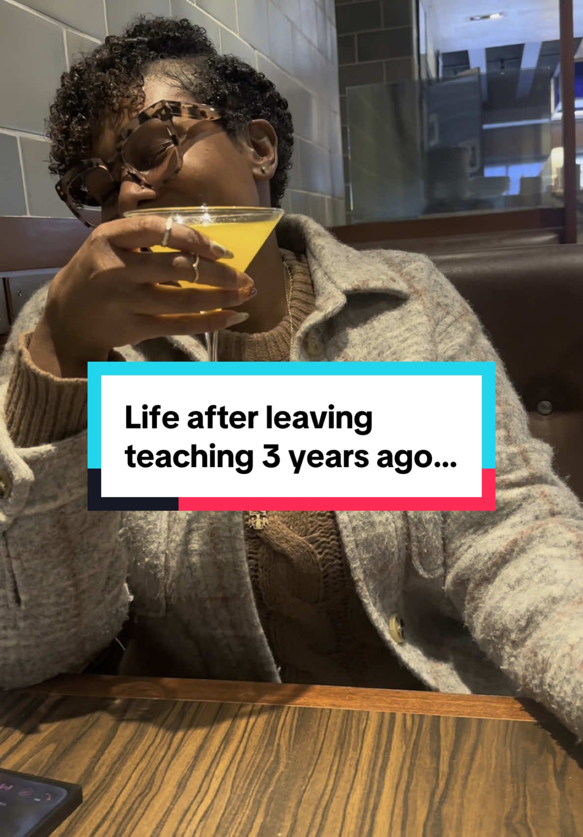 No Sunday scaries, no late night grading, and best of all…no regrets ✌🏾 #teachersoftiktok #teachertiktok #teacherstress #teacherproblems #iquitteaching #formerteacher #teacherburnout #corporatelife #womenintech 