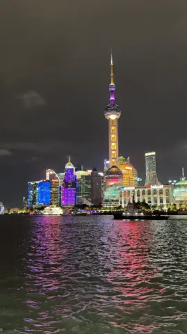 Mesmerizing Shanghai 🇨🇳 #China #Shanghai #huangpuriver #nightcruise 