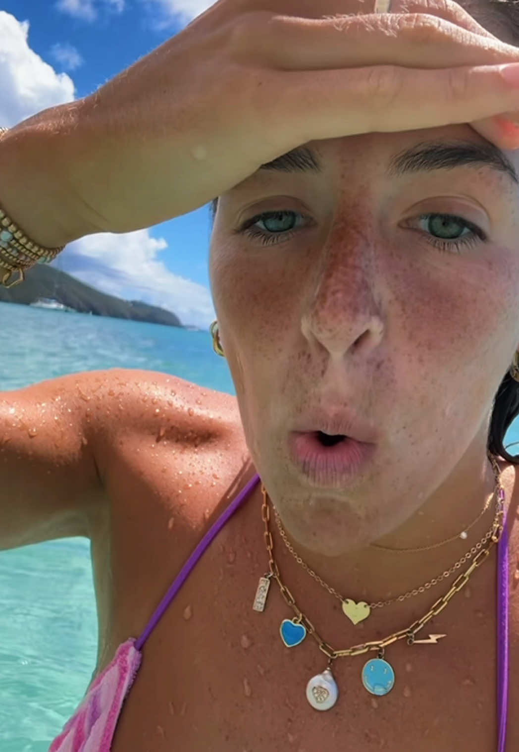 me every second: “what the heckkkk” #Vlog #ocean #vaca #trip #turtles #Summer #beach #relatable #springbreak #USVI 