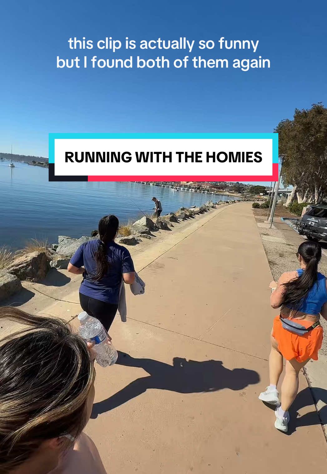 RUN WITH US VLOG LOL 🏃🏻‍♀️🏃🏻‍♀️🏃🏻‍♀️ @T @Bricia Contreras  #run #Running #runtok #Vlog #fyp #runner #runnergirl #runaway 