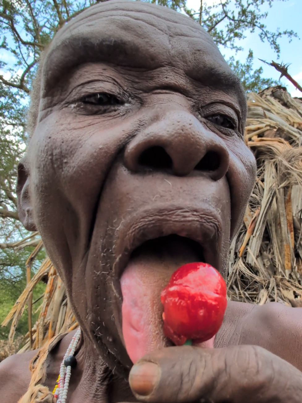 For the first Time Hadzabe bushmen Taste sweets 🍬🍭 He was So surprised 😯😯😋#cooking #foryoupage #funny #africa #FoodLover 