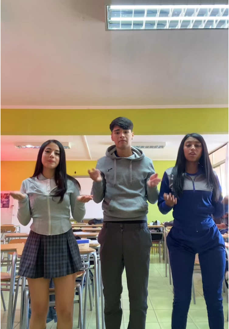 Los menos tiesos #fyp #viral #paratodos @Theking💯❤️ @𝐹𝑒𝑟𝑛𝑎𝑛𝑑𝑎 𝑅𝐺 🦋 @valentina @Katteyes 