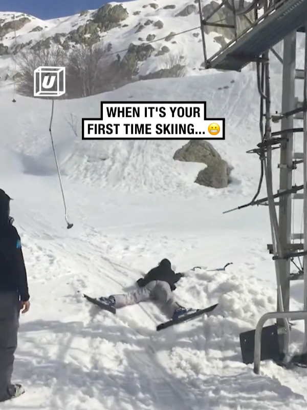 Hmmm I don't think this is quite right 😂⛷️      🎥: Helene Rufin via ViralHog #UNILAD #skiing #fails #fail #snowy