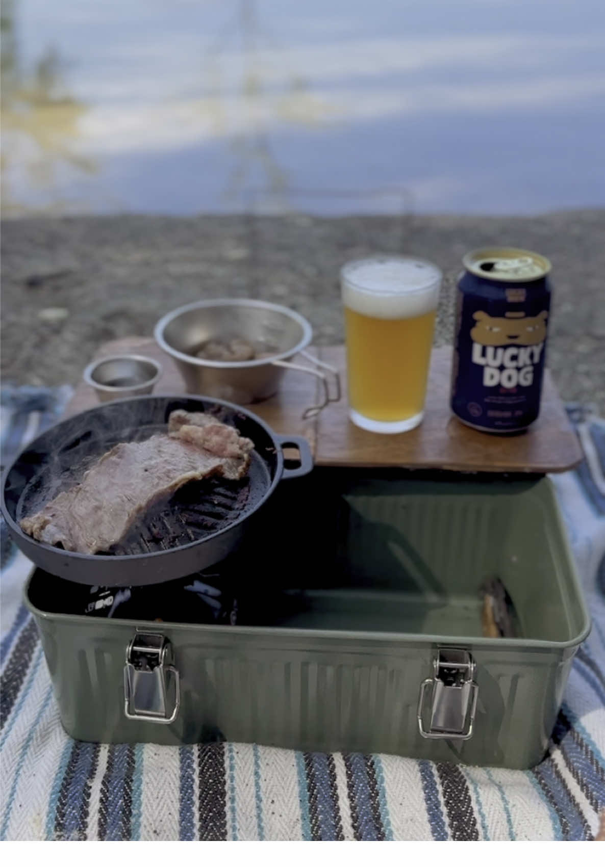 Oceanside yakiniku anyone? #hawaiifoodie #yakiniku #stanleylunchbox 