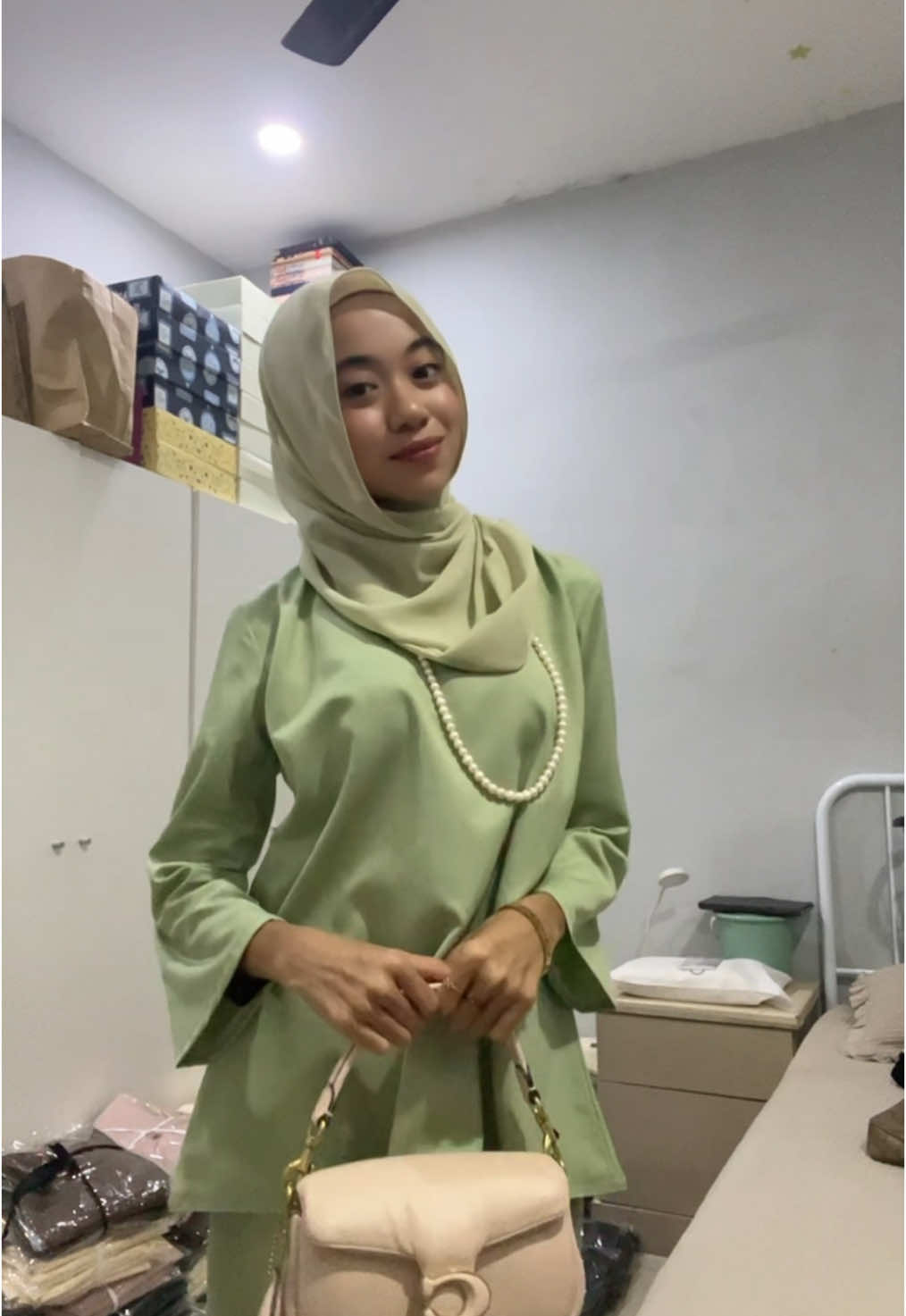 i tak suka baju colour hijau but tenun punya sage green colour ni cantik sangat 🥹🩷🩷 @Tenun by Ivy  