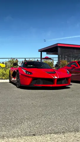 wait till the end to hear V12💆#ferrari #laf #cars #fyp #viral #CapCut 