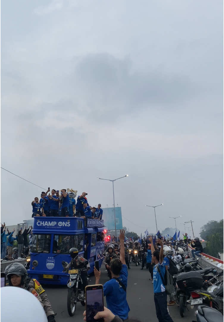 semoga bawa gelar juara di bandung 🏆🥶🔵🤙 #persibjuara #persibbandung 