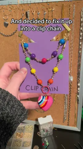 Not my usual style, but it was too cute to leave broken ! #jewelryrepair #decora #rainbow #collarchain #upcycle 
