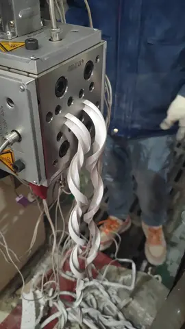 pvc profile extrusion Die test #die #extrusion #profile 