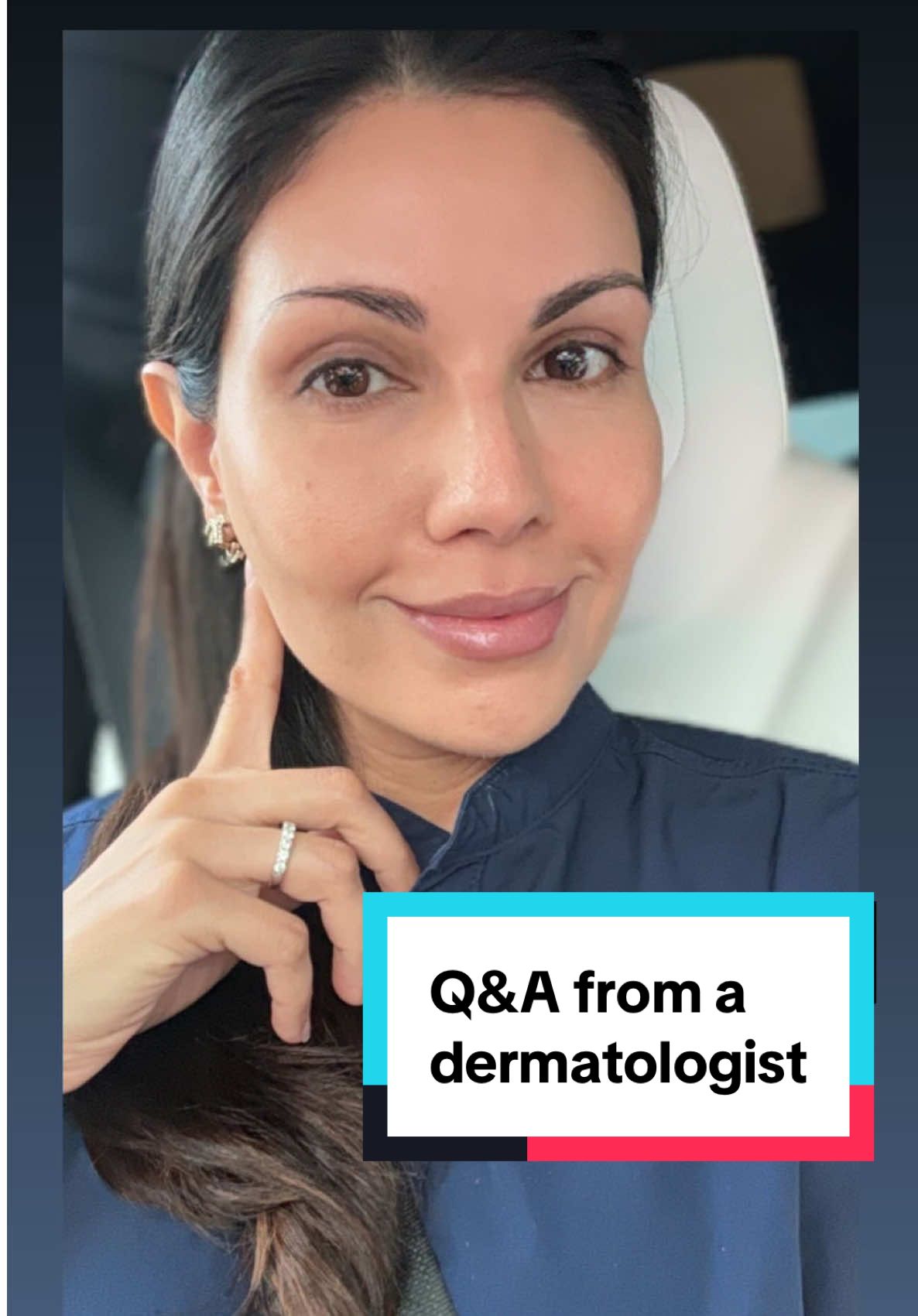 Office hours with a dermatologist - because you all want to know ✌️