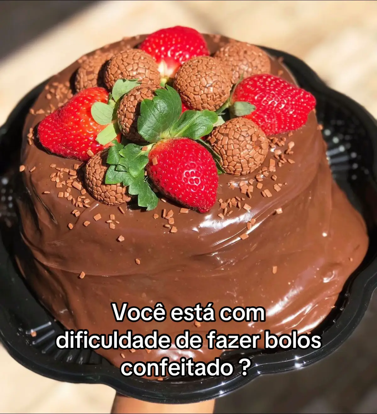 #confeitaria #bolo #boloscaseiros #bolovulcão #bolosimples #bolodechocolate 