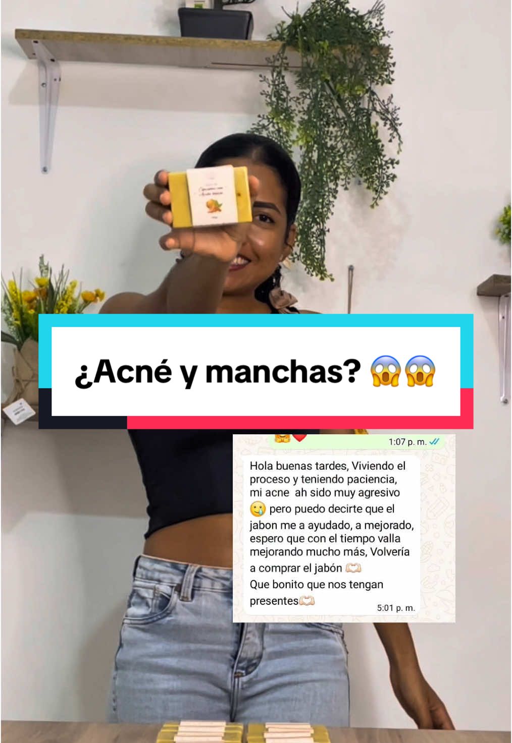 Despídete del acné y las manchas! ✨💛 Si tienes manchas por acné o piel desigual, nuestro Jabón de Cúrcuma con Ácido Kójico 🌿 es tu mejor aliado. 🔥 Beneficios: ✔️ Aclara manchas causadas por el acné 🏵️ ✔️ Elimina granitos y previene brotes 🚫🧼 ✔️ Unifica el tono y da luminosidad ✨ ✔️ Calma, hidrata y desinflama la piel 🌿💦 📌 Ingredientes naturales: Cúrcuma, Ácido Kójico, Caléndula y Manzanilla 💛 Precio: $20.000 | ⚖️ Peso: 100 g  ¡Dale a tu piel el cuidado que merece! Escríbeme para hacer tu pedido. 📩💛  #adiósacné #manchas #curcuma #acidokojico #pielhidratada #acneskin #fyp #jabondecurcuma #jabonviral #jabondeacidokojico #jabonesartesanales