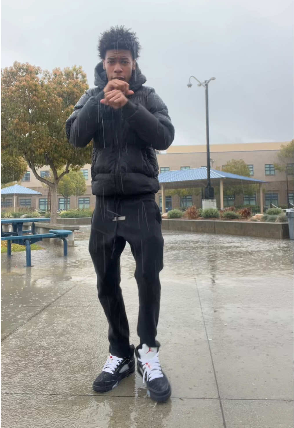 🌧️ #fyp #aaronfromnyc 